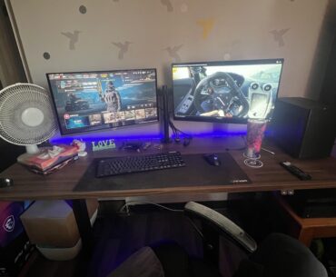 My new desk & loving OLED