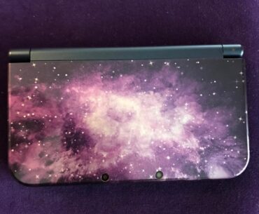 This Galaxy 3DS looks to be in mint condition